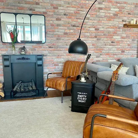 Historisches Loft Auf Der Insel Am Wasser Appartement